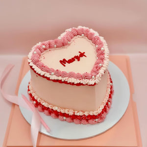 Signature Vintage Heart Cake